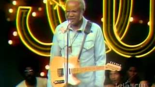 The Staple Singers (If You&#39;re Ready) &amp; Mavis Staples (House Is Not A Home) Soul Train 1974