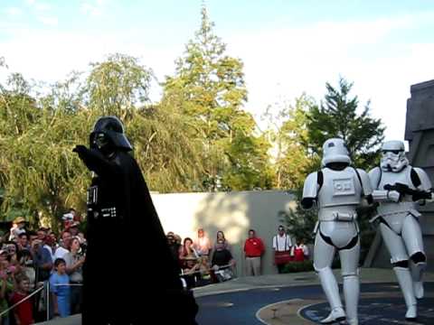 Vader Dances to Hammer You Can't Touch This Dance: Star Wars weekends 2009 Disney