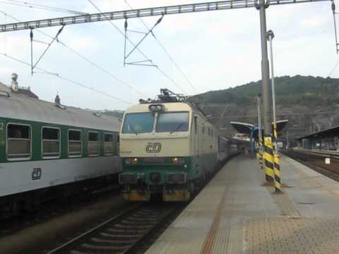 Odjezd zpožděného vlaku R 609 Svatava - Ústí nad Labem hlavní nádraží