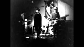 Black Tambourine - Throw Aggi off the Bridge