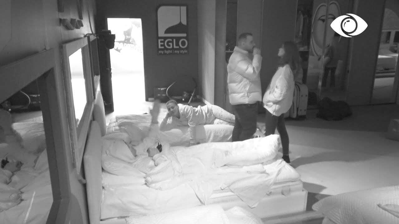 Ja 4-finalistet/ Ironi dhe batuta mes Ronaldos dhe vajzave