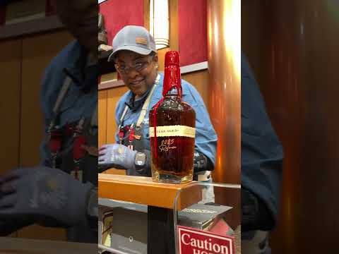 DIPPING Maker’s Mark Cellar Aged?! 😱🔥#makersmark #allocatedbourbon #shorts