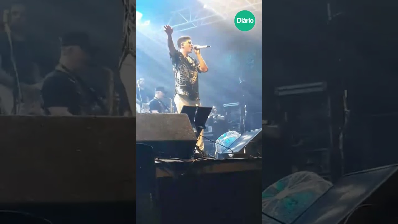 Imagem da notícia: Zé Vaqueiro suspende show após tiros e tumulto no Carnaval de Beberibe: veja vídeo