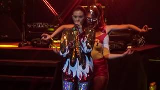 Javiera Mena - Pide (Teatro Caupolicán - 04.09.2016)