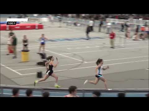 D4 Girls 4x200m Section 5