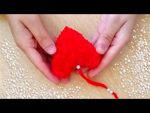 Super Easy pom pom Heart❤️making idea with fingers-Amazing craft ideas with wool/ Yarn Heart making