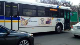preview picture of video 'Bee-Line Bus:2006 Orion V  501 #680 Route 45 Bus@Pelham Bay Park'
