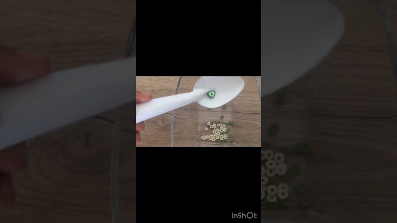 Avocado bracelet 🥑🥑 || #claybeads #fypシ #Avocadobracelet