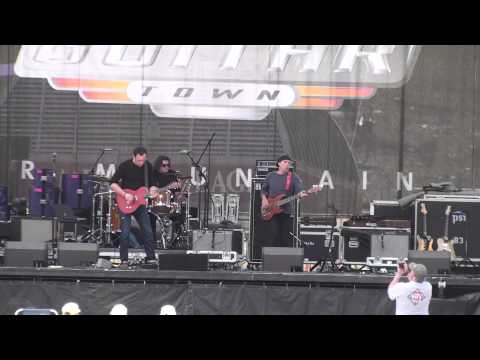 Mark Selby Band w/ Josh Nordlund - Guitar Town Copper Mtn. CO 8-11-13 SBD HD tripod