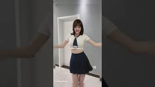 Goyangan cewek jepang #shorts #dance #tiktok #asia