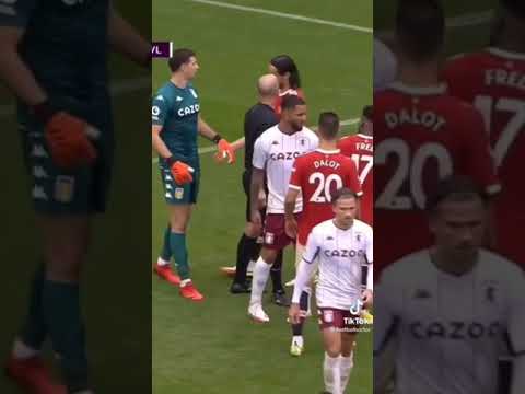 Emi Martínez celebration 😂