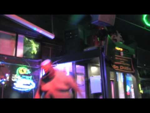 Ron Funches vs. Will Woodruff