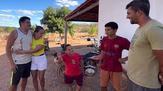 SIMÃO SE CASA DE VEZ COM A MÃE DO ANAO