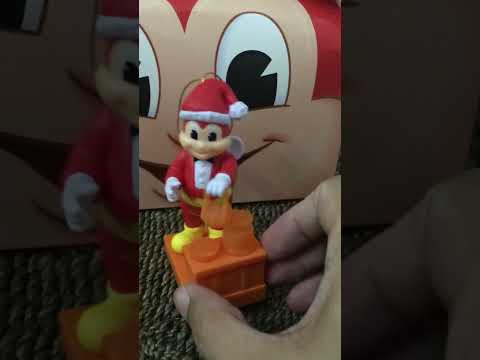 Enfeites de Natal Jollibee 2023