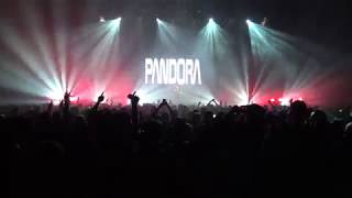 PANDORA PERFORMING &quot;A LITTLE BIT&quot;, SYDNEY, LUNA PARK  AUSTRALIA 2017