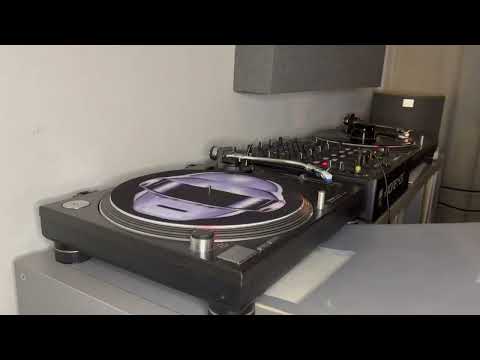 Teddy B - Funky Vocal House Classics (100% Vinyl Mix)