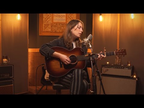 Eliza Harrison Smith - Didn't Love Me (Acoustic Performance)