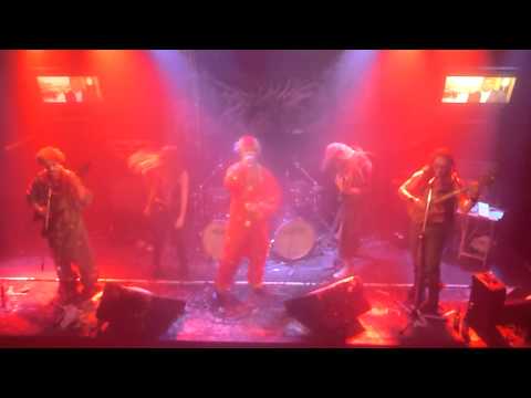 ShyShit & Dark Shit Of Death - La CAQ: Faut Que Ca Stagne (Live In Montreal)