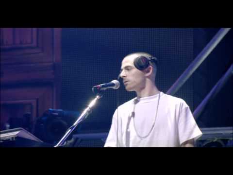 Eminem LIVE from New York City ' Git Up '