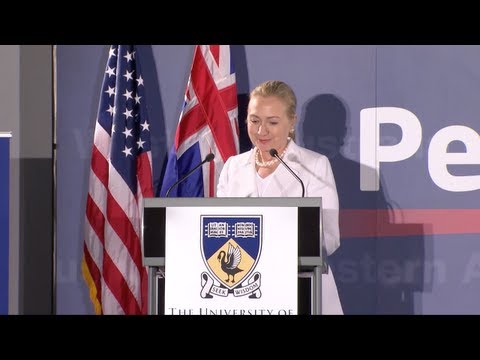 ヒラリー・ロダム・クリントン米国務長官がUWAでパースUSAsiaセンターを開設 (US Secretary of State Hillary Rodham Clinton launches Perth USAsia Centre at UWA)