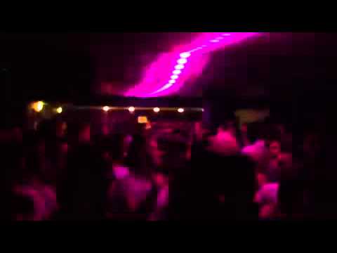 Hector Couto B2B Darius Syrossian playing Adrian Rodd - Beverly in da house (Mint Club)