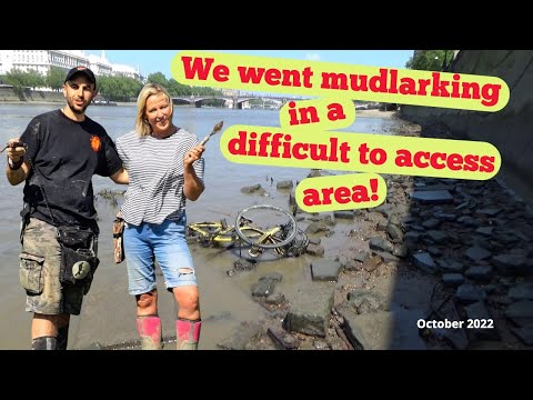 A Tough Spot to Reach gives up some Wicked Treasures - Mudlarking with Nicola White (October 2022)