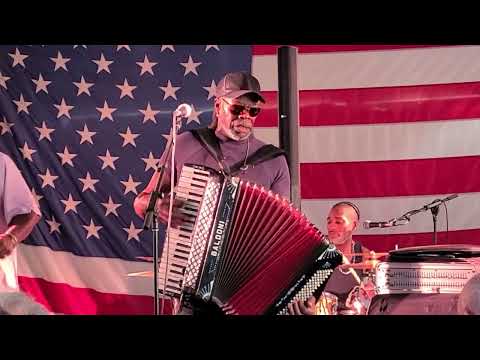 CJ Chenier & The Red Hot Louisiana Band: "Jambalaya" (July 3, 2022; Fitzgeralds, Berwyn, IL)