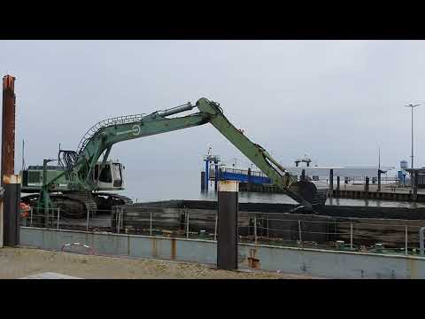 BORKUM🏴‍☠️ - Der HAFEN⚓ wird ausgebaggert🚜 um für die Saison startklar zu sein👍29.04.2020