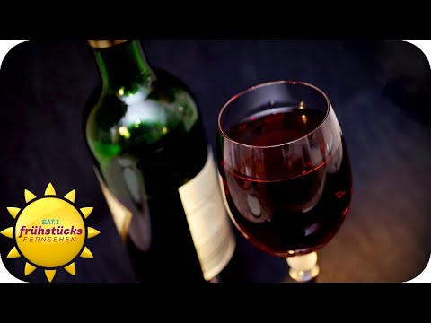 Alkoholfreier Wein im Test - Blindverkostung auf dem Weinfest | SAT.1 Frühstücksfernsehen