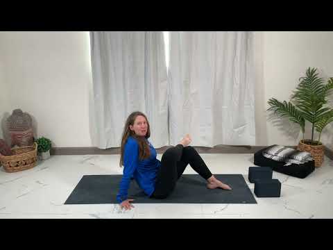 7-Minute Yoga for Runners | Hips, Hamstrings & Hip Flexors