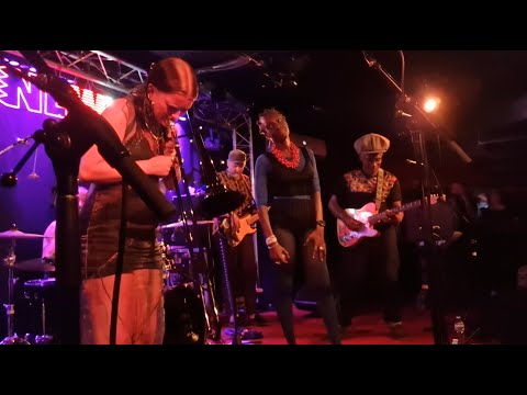 BROOKLYN FUNK ESSENTIALS (live in Paris, July 18, 2025)