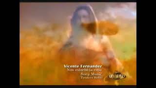 Vicente Fernandez - Nos Estorbo La Ropa ( Official Video )