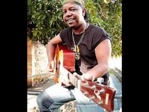 TIAN CORENTIN**POU TWA**