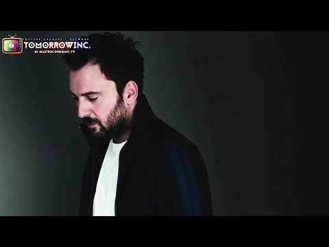 download lagu mp3 mp4 Cesare Cremonini Come Mai Sono Venuto Stasera, download lagu Cesare Cremonini Come Mai Sono Venuto Stasera gratis, unduh video klip Cesare Cremonini Come Mai Sono Venuto Stasera