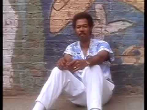 Boris Gardiner "I Want To Wake With You"- 1986 - Westbourne Park Tube Station, London