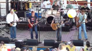 Sister Hazel singing Sail Away