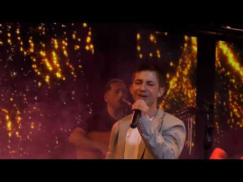 Lucas Figgini -La pucha con el hombre- (En Vivo, Teatro)