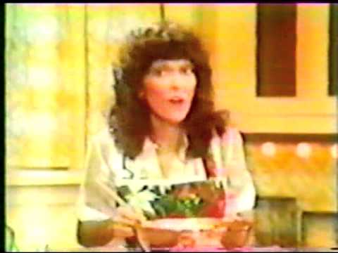 Carpenters - Santa Claus Is Coming To Town/Jingle Bells