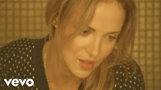 Gemma Hayes - Happy Sad