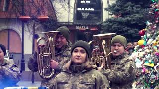 В Николаеве военный оркестр поздравил жителей города с Рождеством (видео)