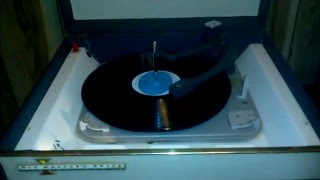 Herbie Mann House Of The Rising Sun on vintage HMV portable Model N2-67