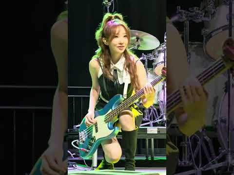 QWER (최애의 아이들) - Free‐Dumb - Minneapolis 20251107