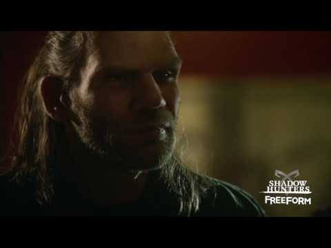 Shadowhunters 2x11 | Clip: The Pack Confronts Luke