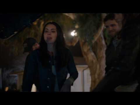 SEAL Team 3x16 - Leaving the party / Clay and Jason talk