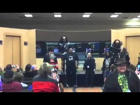 Gowron & Martok sing Klingon Anthem at Starbase Indy 2012