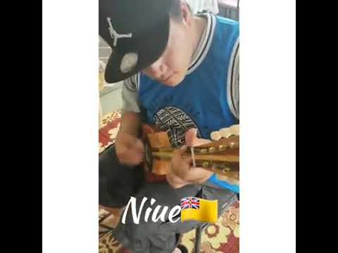 7 PACIFIC ISLAND SONGS ON THE COOK ISLAND UKE🇳🇺🇨🇰🇫🇯🇳🇿🇹🇰🇹🇴🇼🇸 (MANZ TUPOU)