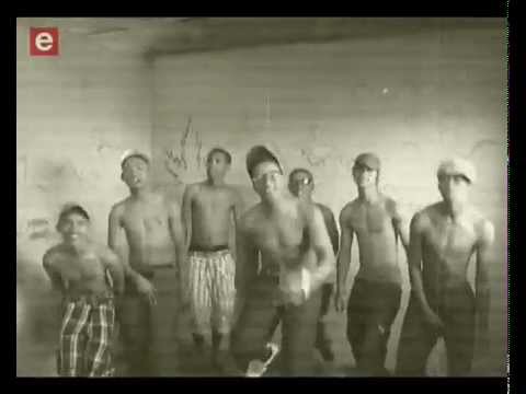 Woelig - "Vat So" Official Music Video