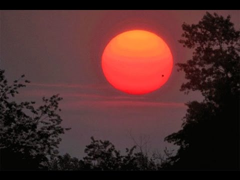 ALCYÖNE - 02. Sale el Sol (seudo video clip)