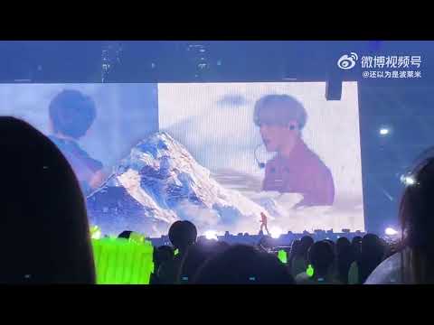 220625 | TAEYONG & MARK - The Himalayas at KYOCERA DOME DAY 1