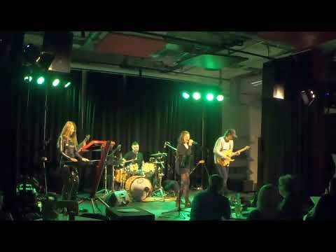 Jiřina Lysáková - Jiřina Lysáková - Stromy barví září (LIVE, 7.ročník "I hudba můž
